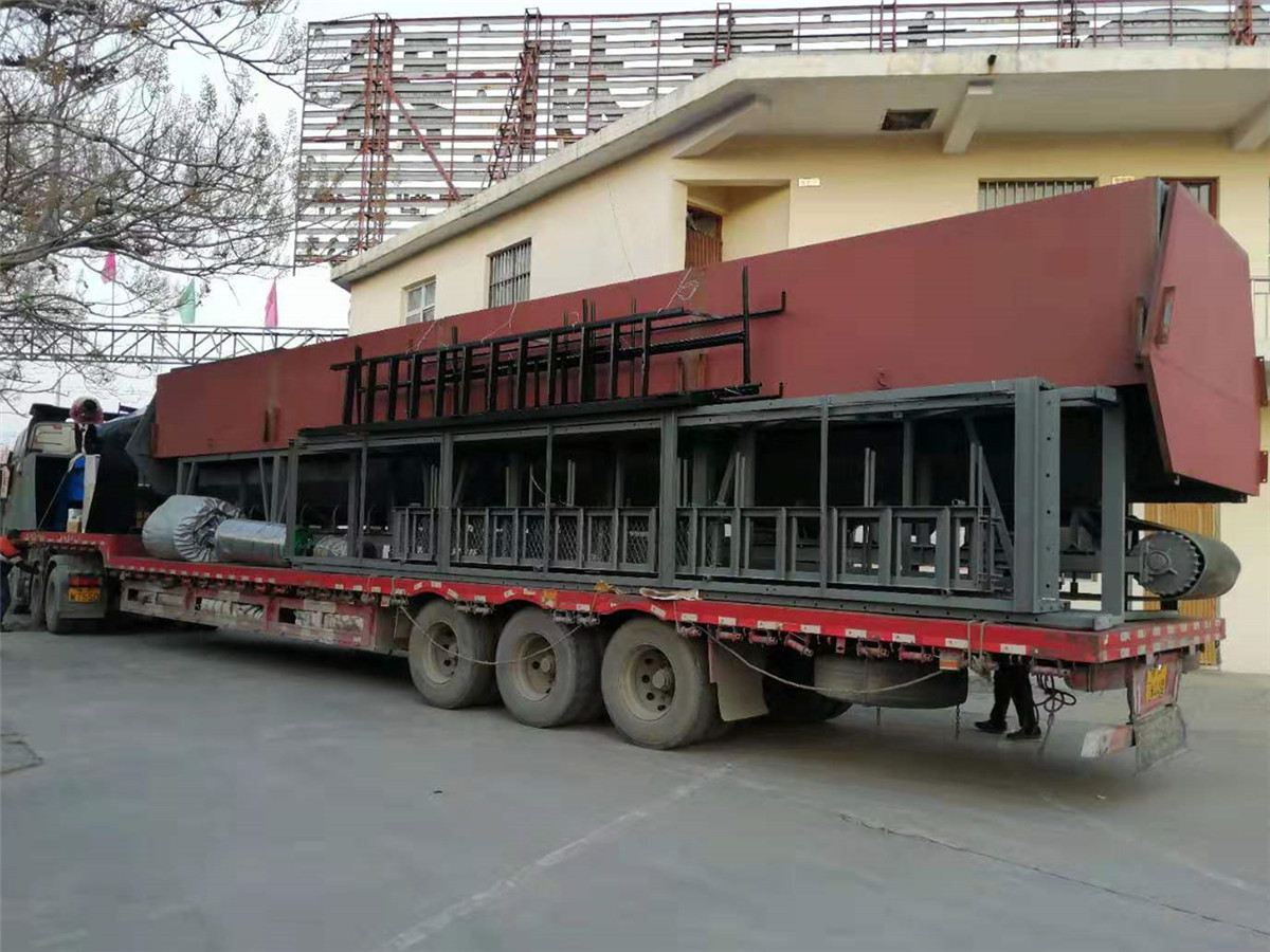 建安中原機器雙線振動攪拌設備裝車發(fā)貨